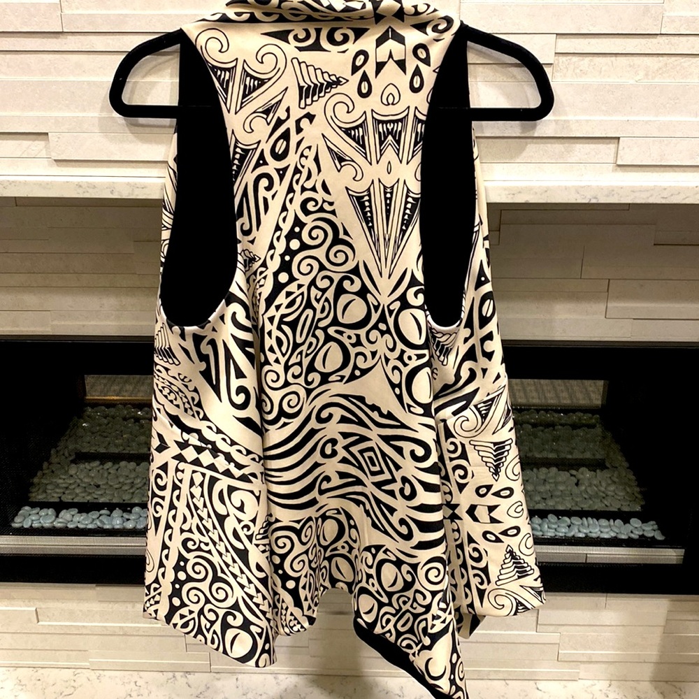 Ls New Without Tags Size Medium, Made In Greece. - image 2